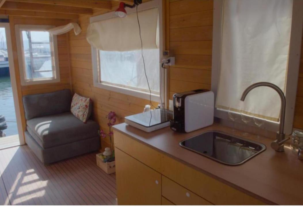 מלון אלגהרו Houseboat Sardinia מראה חיצוני תמונה