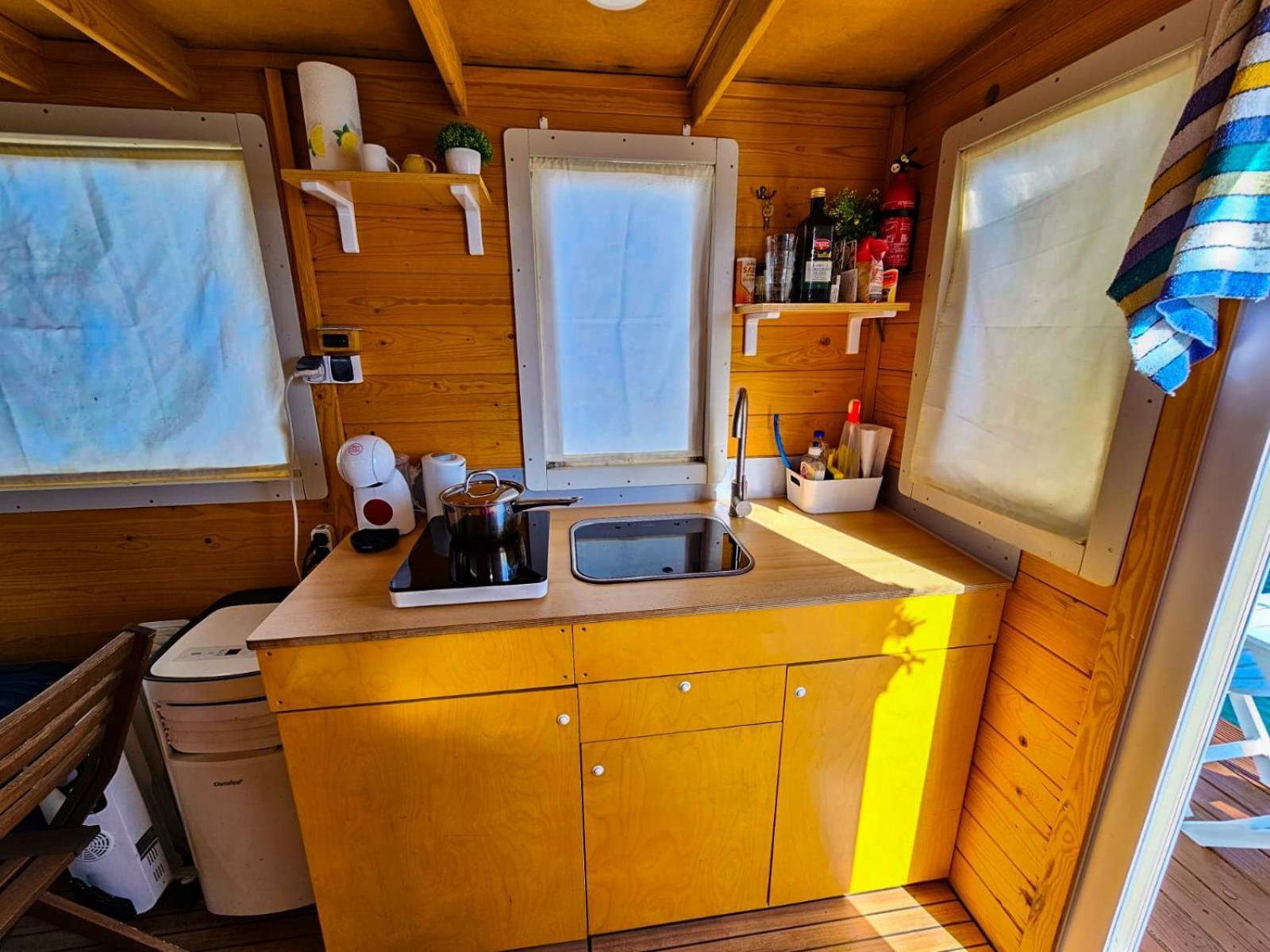 מלון אלגהרו Houseboat Sardinia מראה חיצוני תמונה